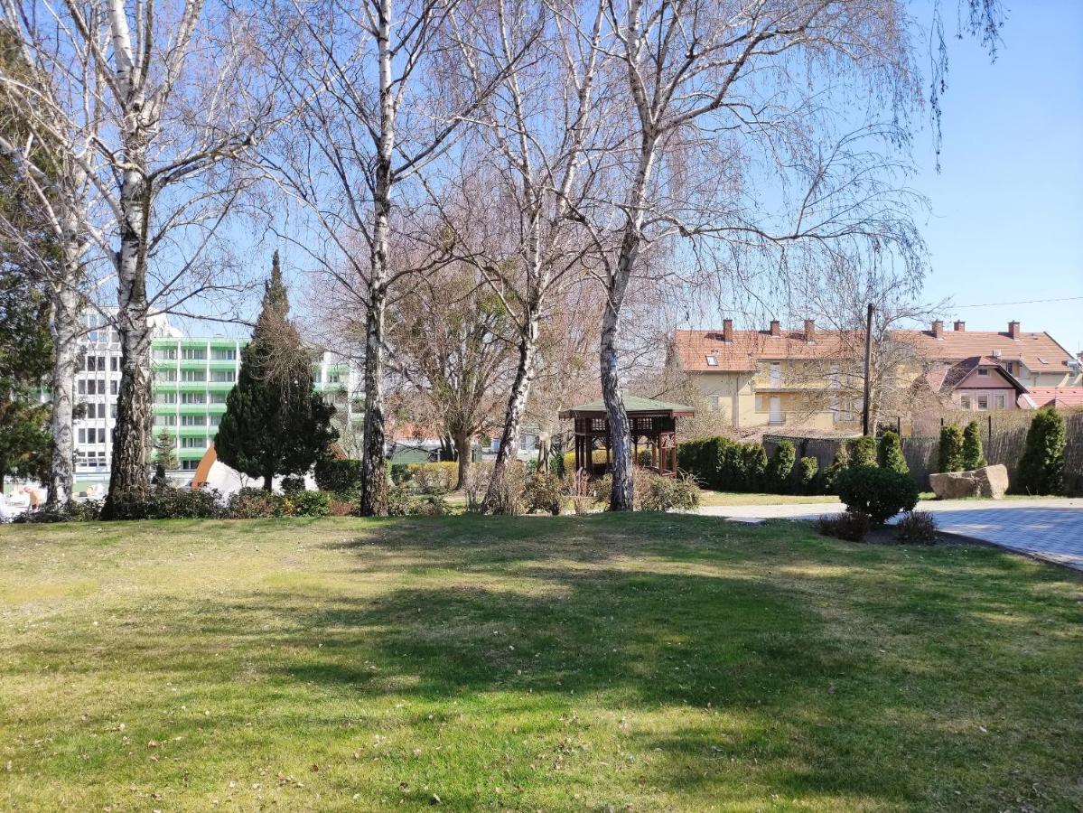 Spa Residence Carbona Water Lily Apartment Hévíz Екстериор снимка